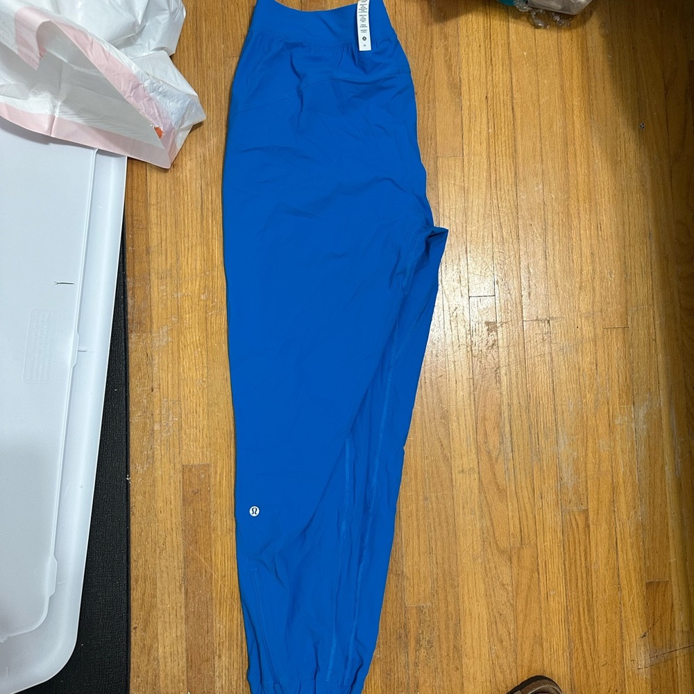 LULULEMON POOL SIDE ADAPTED STATE HIGH RISE JOGGER - FULL LENGTH - WORN ONCE